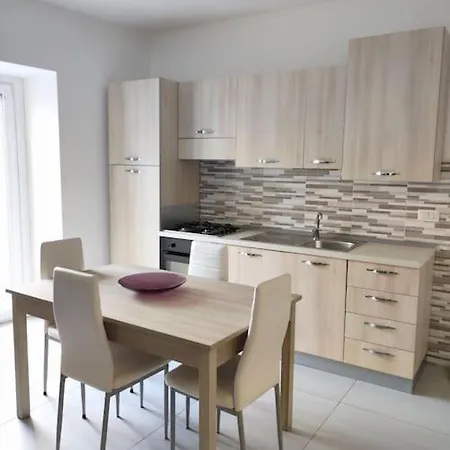 Central Rooms Apartment *